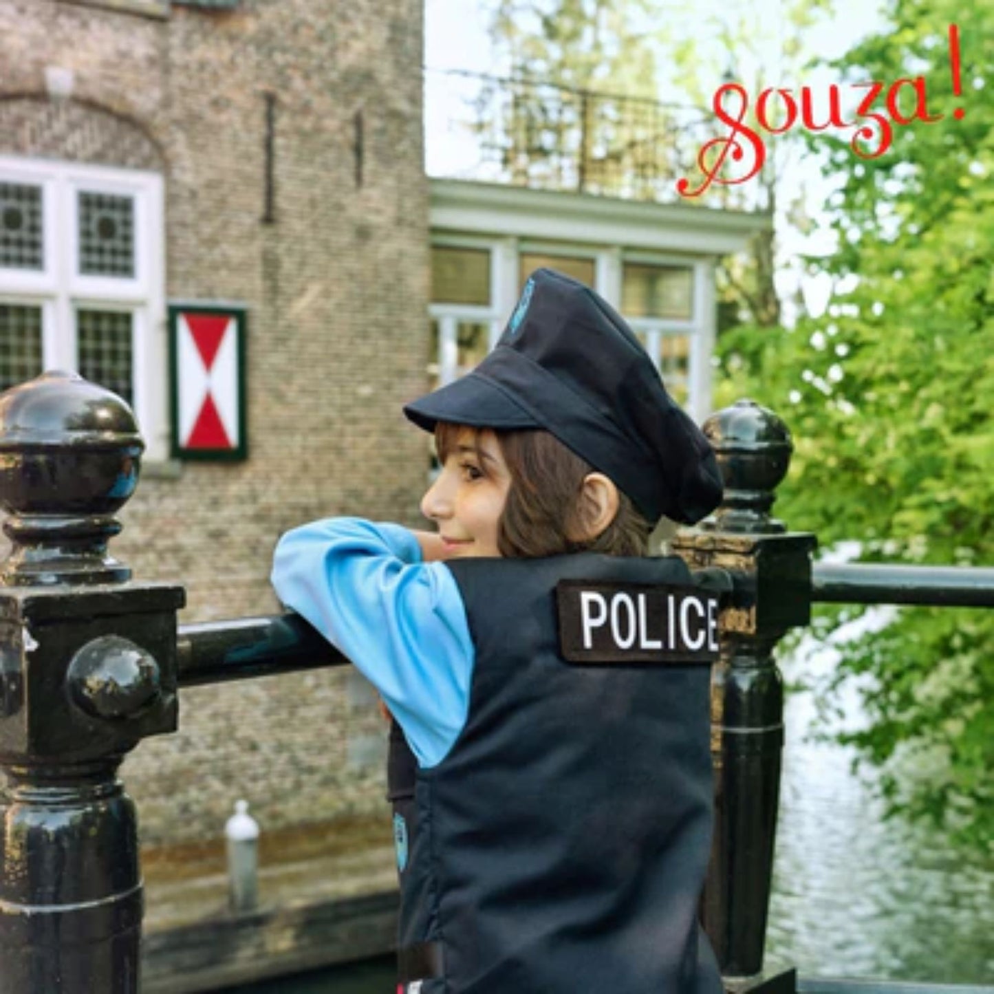 Déguisement officier de police et accessoires - Maison Confettis Nîmes