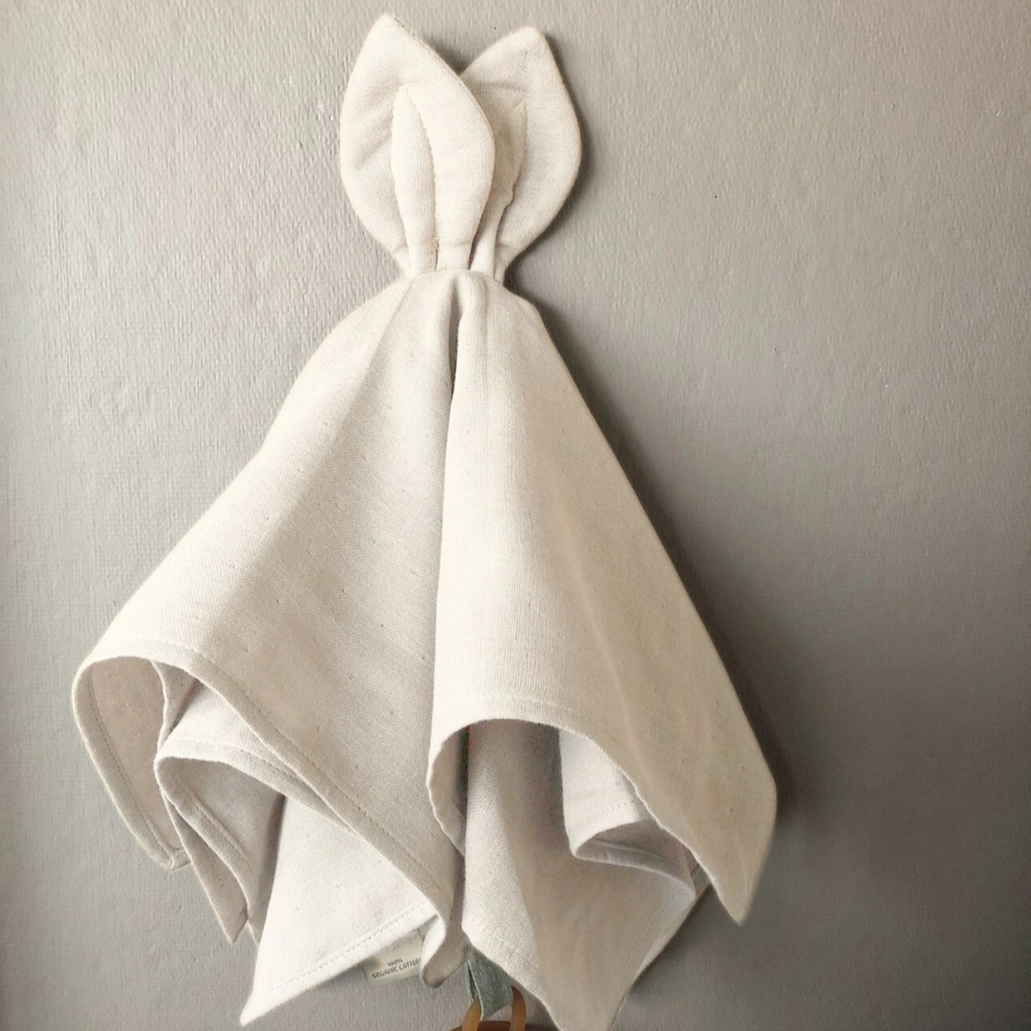 Doudou lange lapin en coton biologique - SAGA Copenhagen