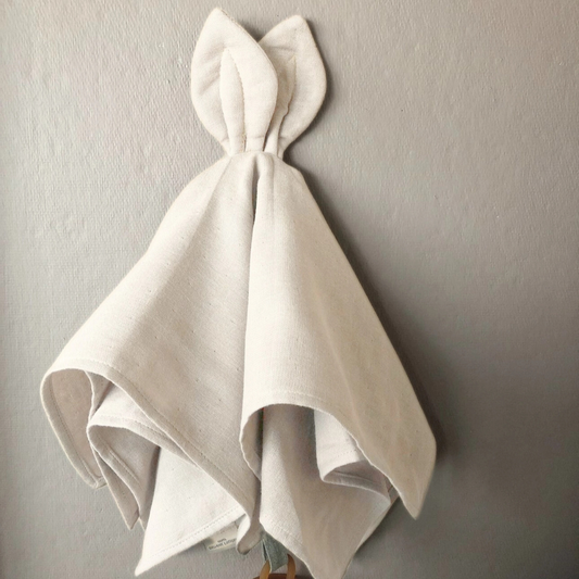 Doudou lange lapin en coton biologique - SAGA Copenhagen