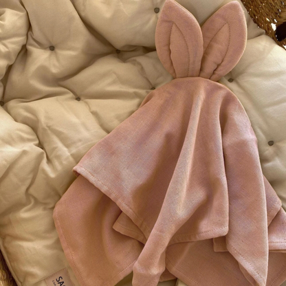 Doudou lange lapin en coton biologique - SAGA Copenhagen