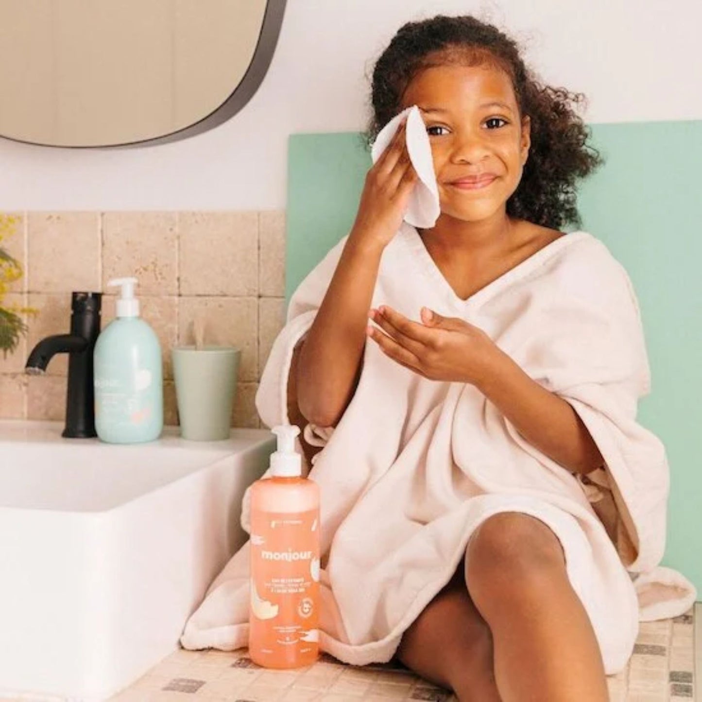Eau nettoyante visage et corps - Monjour